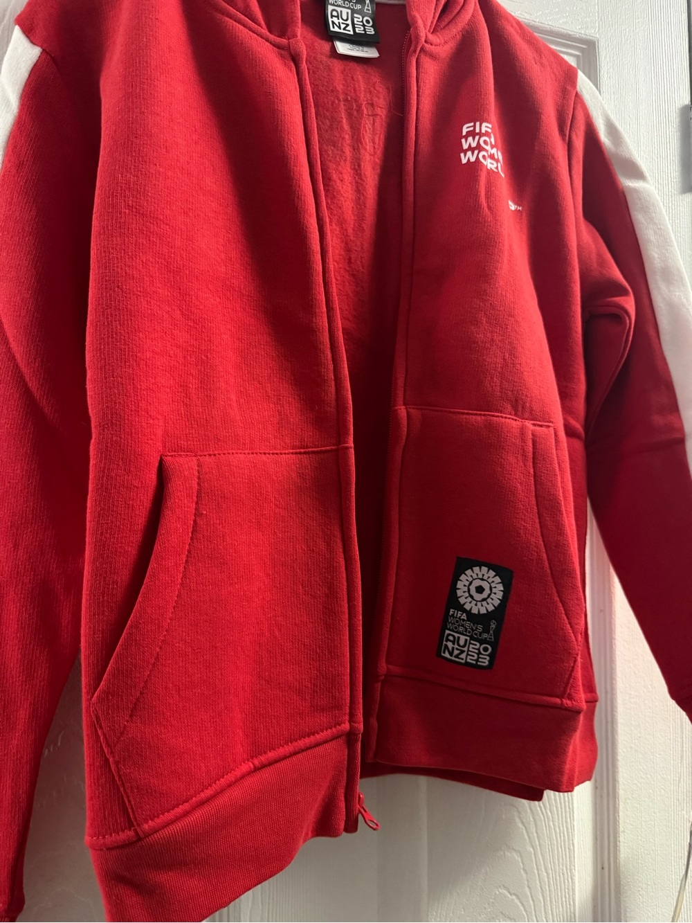 🆕 Official FIFA Woman’s World Cup CANADA Zipper Hoodie, Jacket - Size Medium - Picture 9 of 11